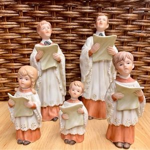 Vintage Five Figurine Family of Choir Singers FREE SHIPPING Made by Enesco 1982